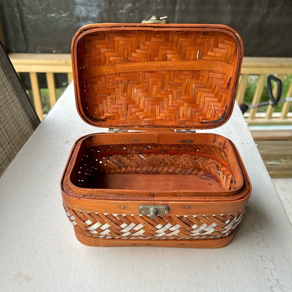 Storage Box - Picture 3 of 12